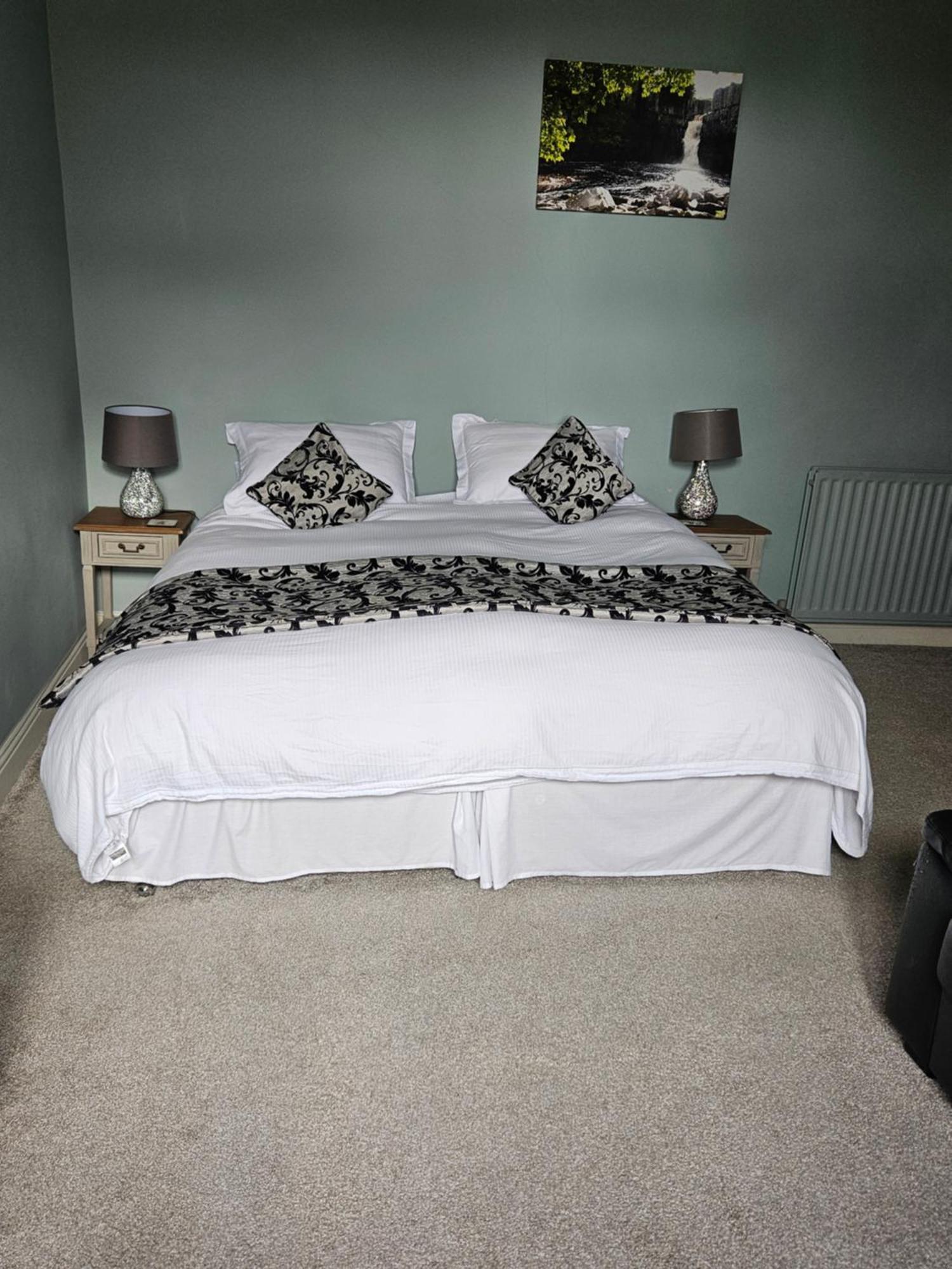 2 Stanhope Hall B&B บิชอปโอ๊คแลนด์ ภายนอก รูปภาพ