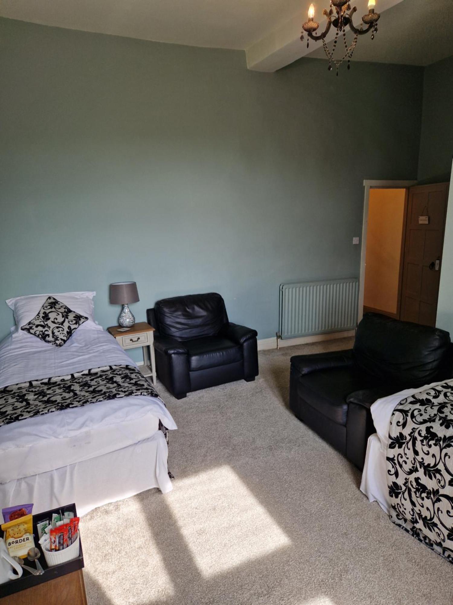2 Stanhope Hall B&B บิชอปโอ๊คแลนด์ ภายนอก รูปภาพ