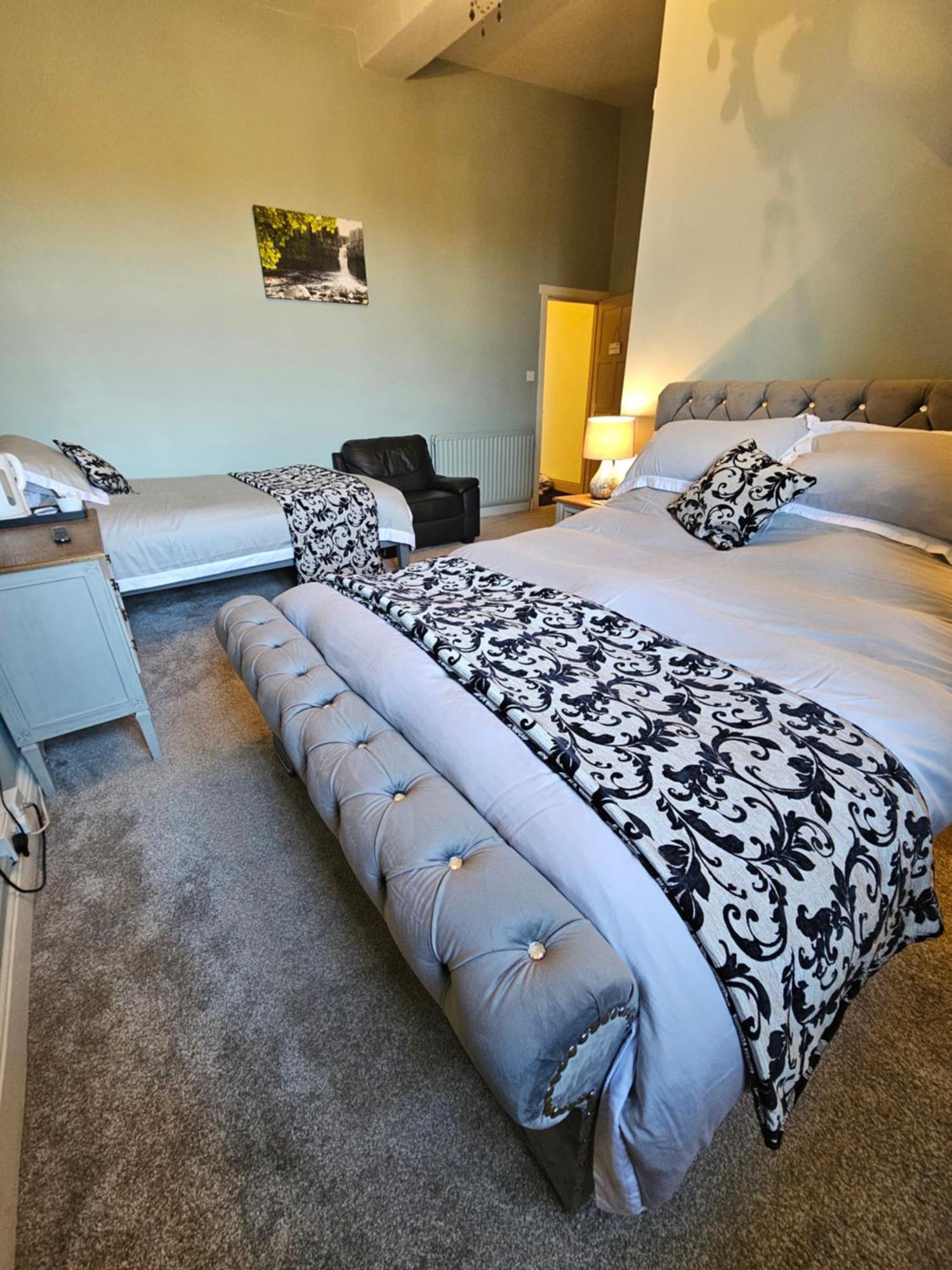 2 Stanhope Hall B&B บิชอปโอ๊คแลนด์ ภายนอก รูปภาพ