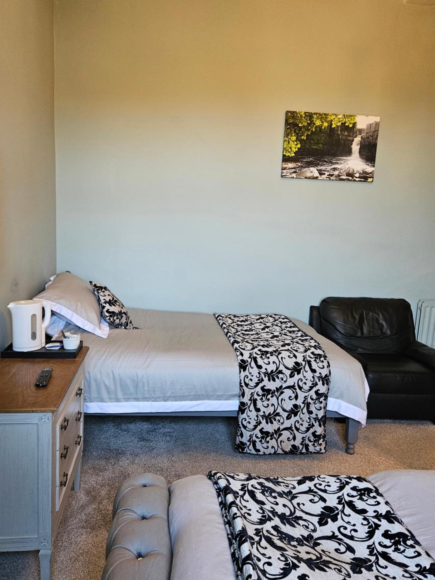 2 Stanhope Hall B&B บิชอปโอ๊คแลนด์ ภายนอก รูปภาพ